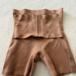 High-Waisted Shapewear Shorts in Brown